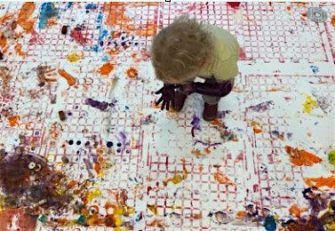 Dwylo Bach: Gweithdy Rhiant a Plentyn \/ Parent and Child workshop