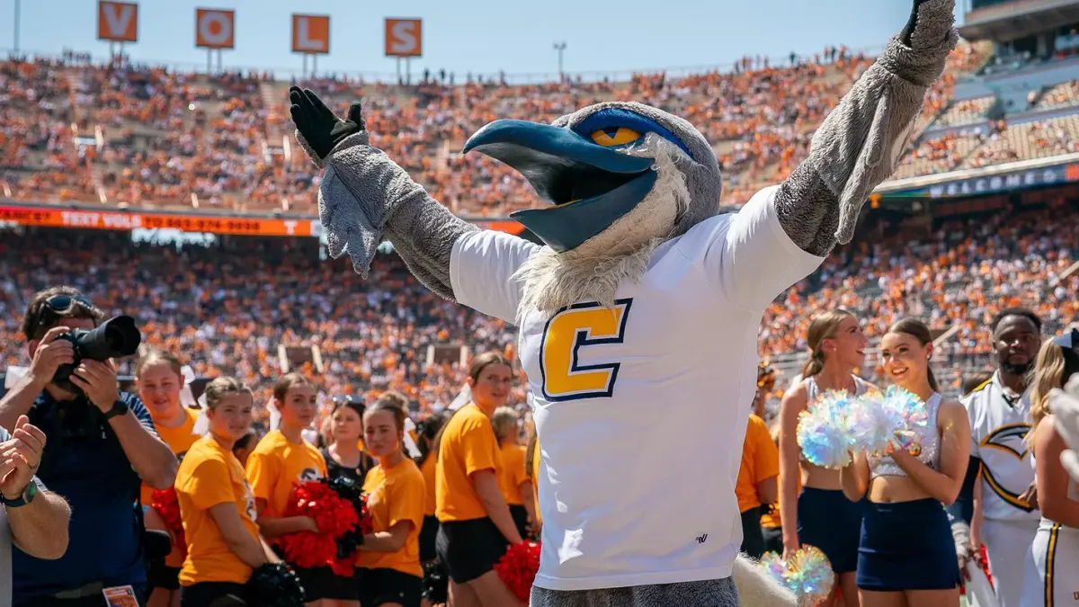 Parking VMI Keydets at Chattanooga Mocs Mens Basketball