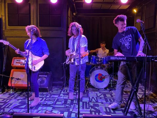 10:01 Live at Bebobs Backstreet BBQ