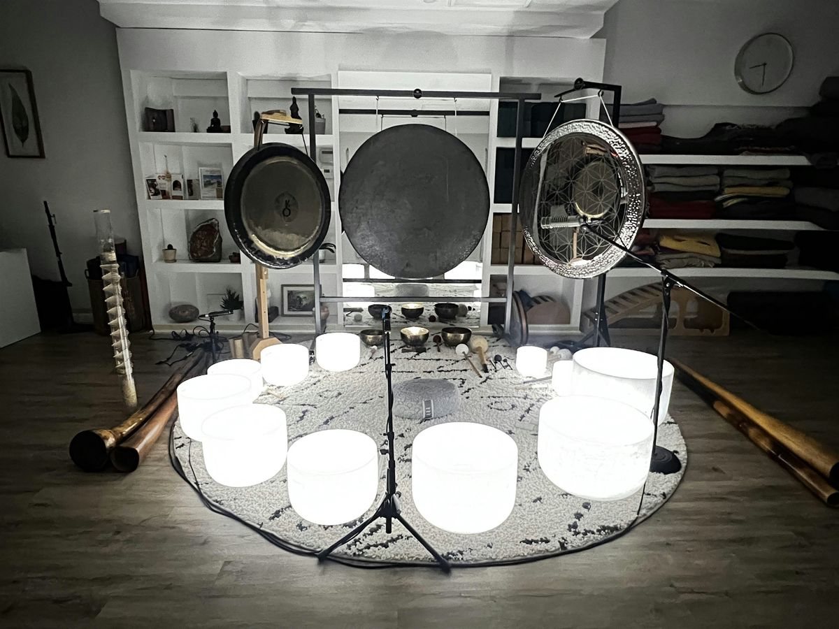 Waves of the Infinite: A Cosmic Sound bath Journey