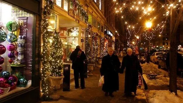 Springfield Holiday City Walk