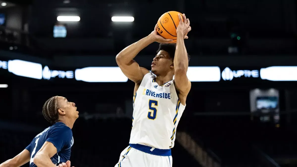 Parking Long Beach State at UC Riverside Highlanders Mens Basketball