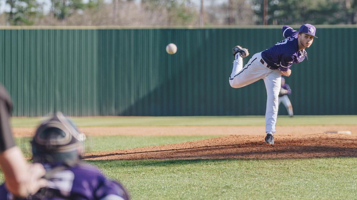 Parking Houston Christian Huskies at Texas Longhorns Baseball