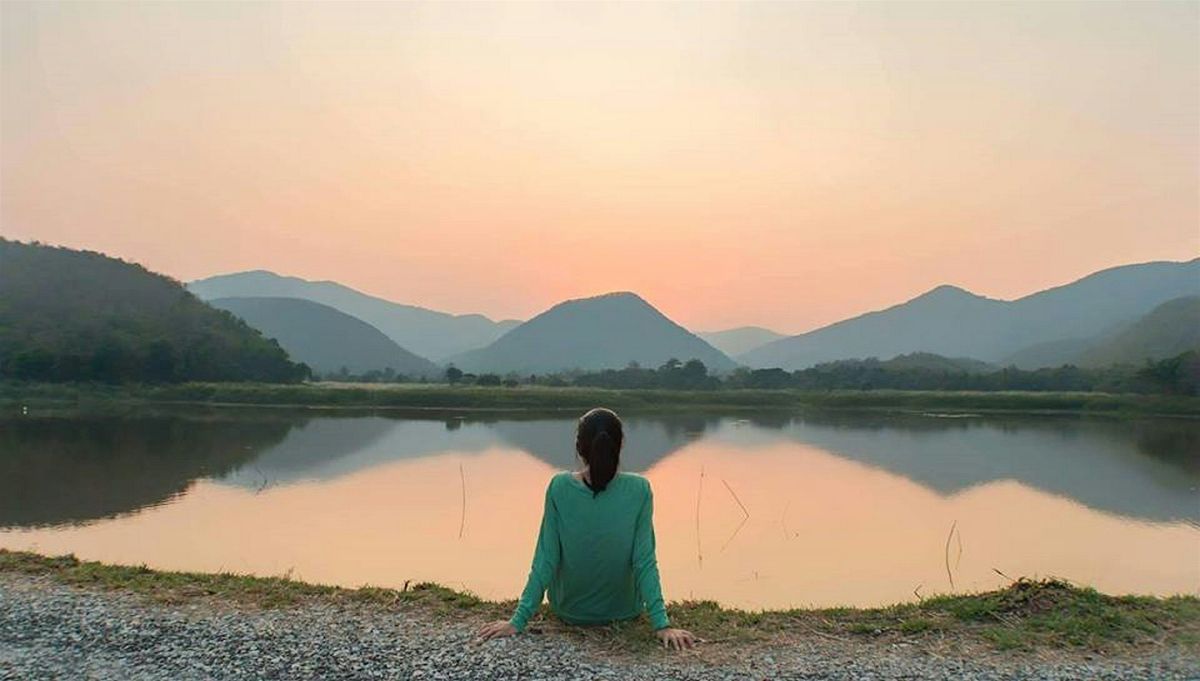 Free Midday Guided Meditation Classes.