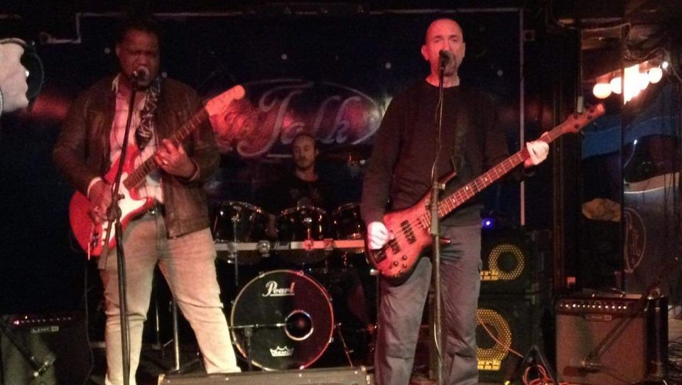 Avoidant play The Heartsease