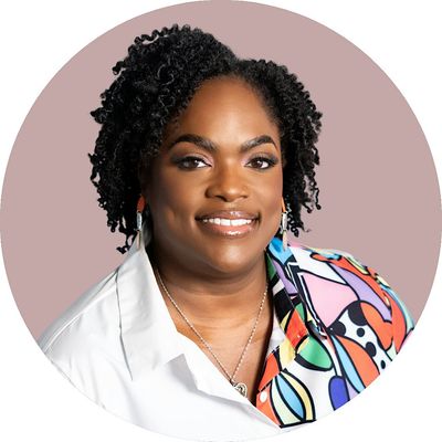 Tashia Leon | Moms Making Moves