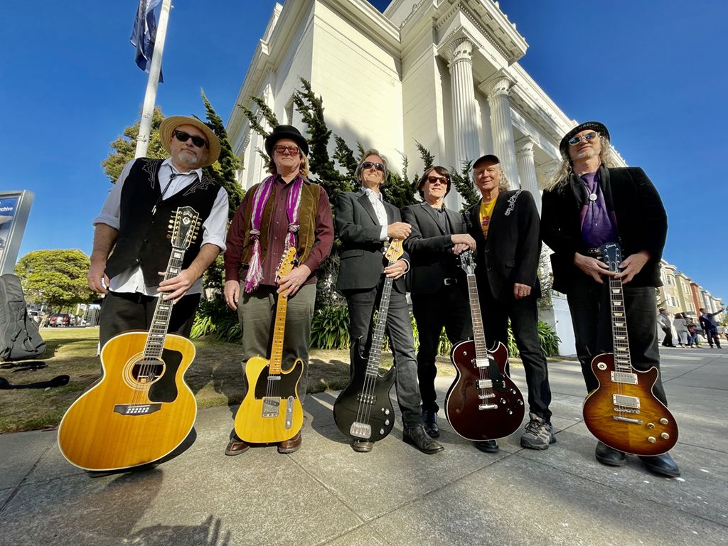 Traveling Wilburys Revue