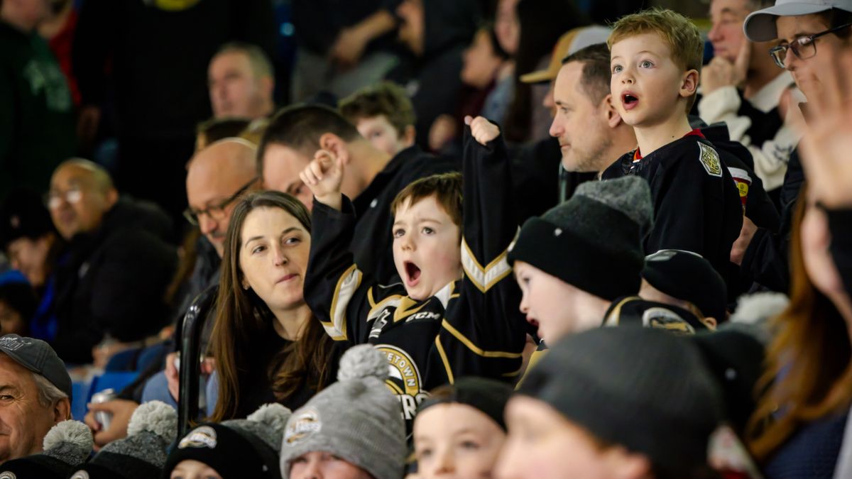 Drummondville Voltigeurs at Charlottetown Islanders