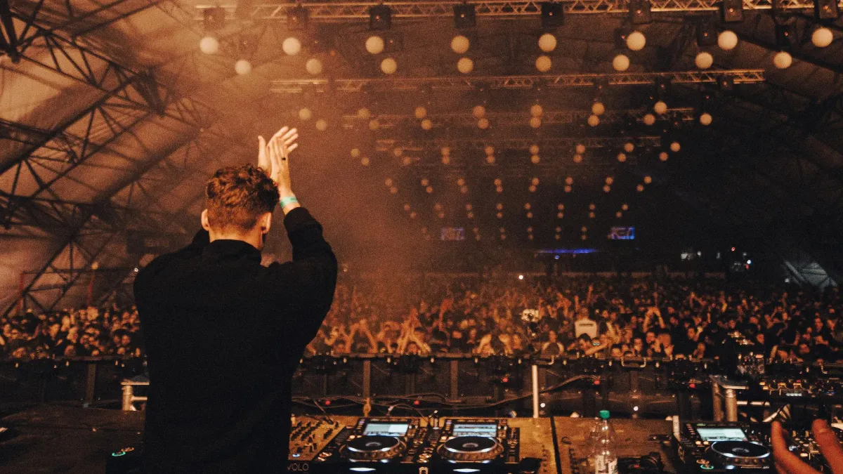 Toman, DJ Tennis in Greater London