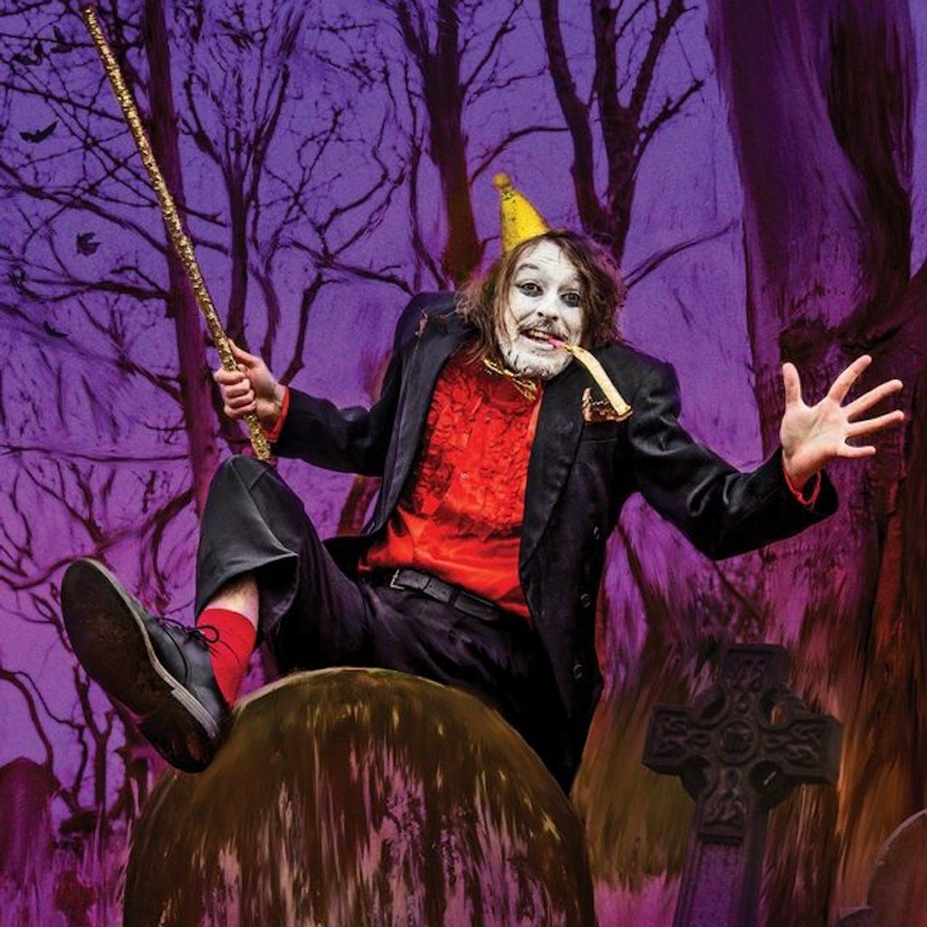 Joe Kent-Walters is Frankie Monroe: DEAD!!! (Good Fun Time)