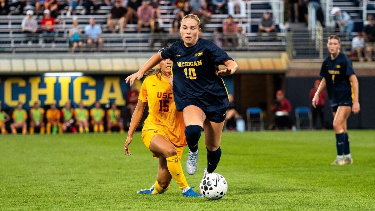 Parking USC Trojans at Michigan Wolverines Womens Basketball