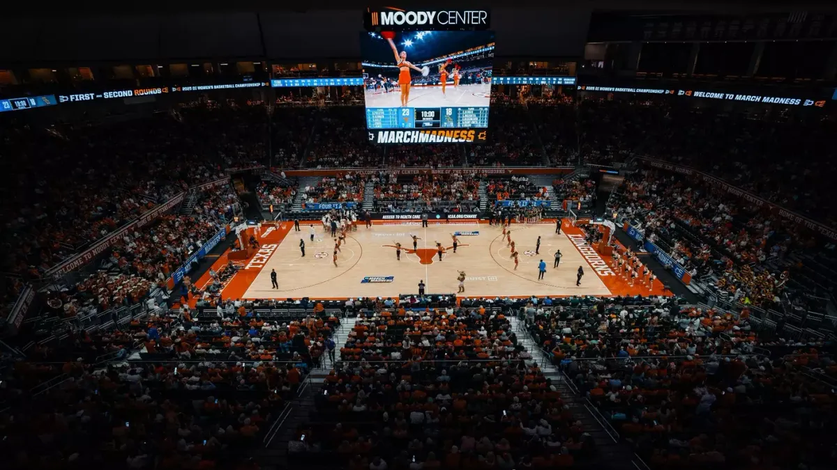 Parking North Carolina Tar Heels at Texas Longhorns Womens Basketball