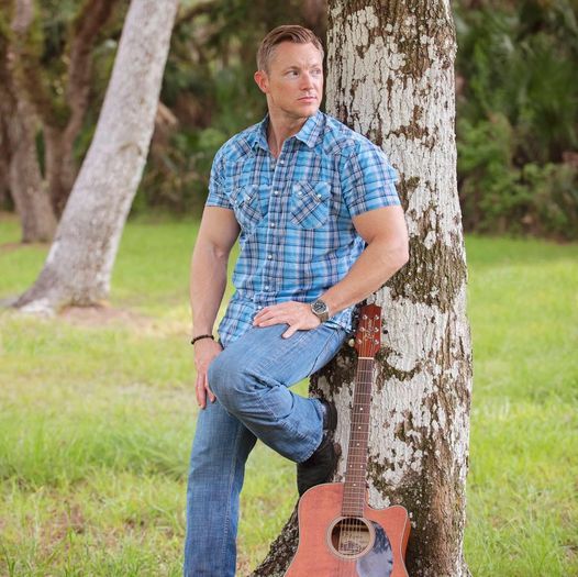 Jason Brownie at Snook Haven