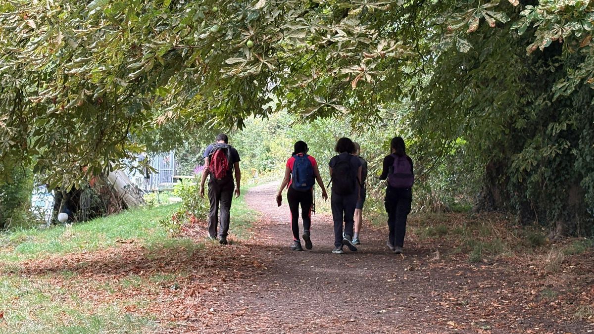 Mid week walk, The secret gardens of London