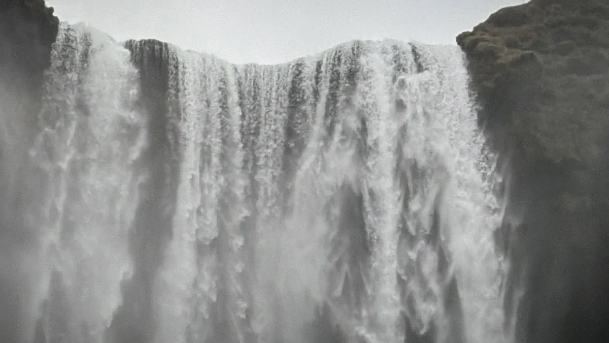 Alan Murin in Hlbok\u00e9