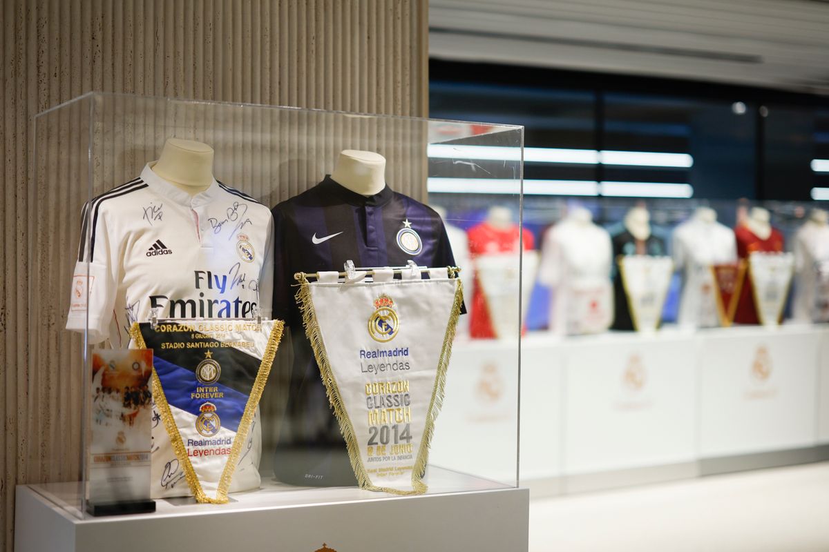 Real Madrid Leyendas vs Inter Legends - Coraz\u00f3n Classic Match 2026 Tickets
