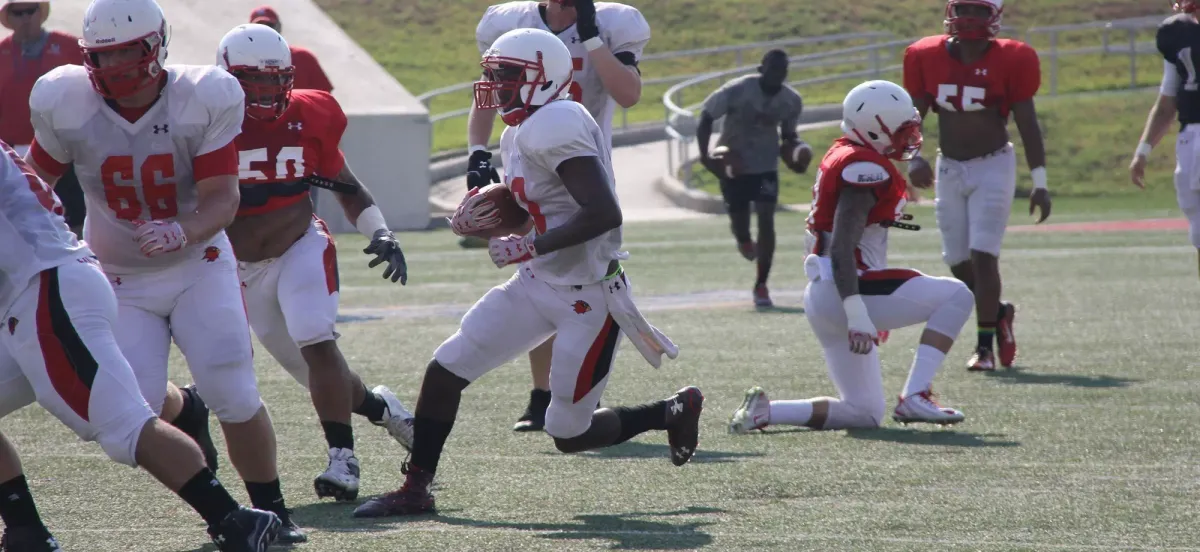 Parking Southeastern Louisiana Lions at Incarnate Word Cardinals Football