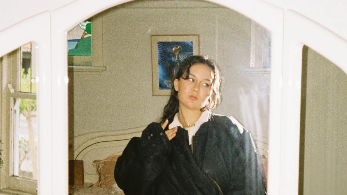 Mallrat in The Gardens