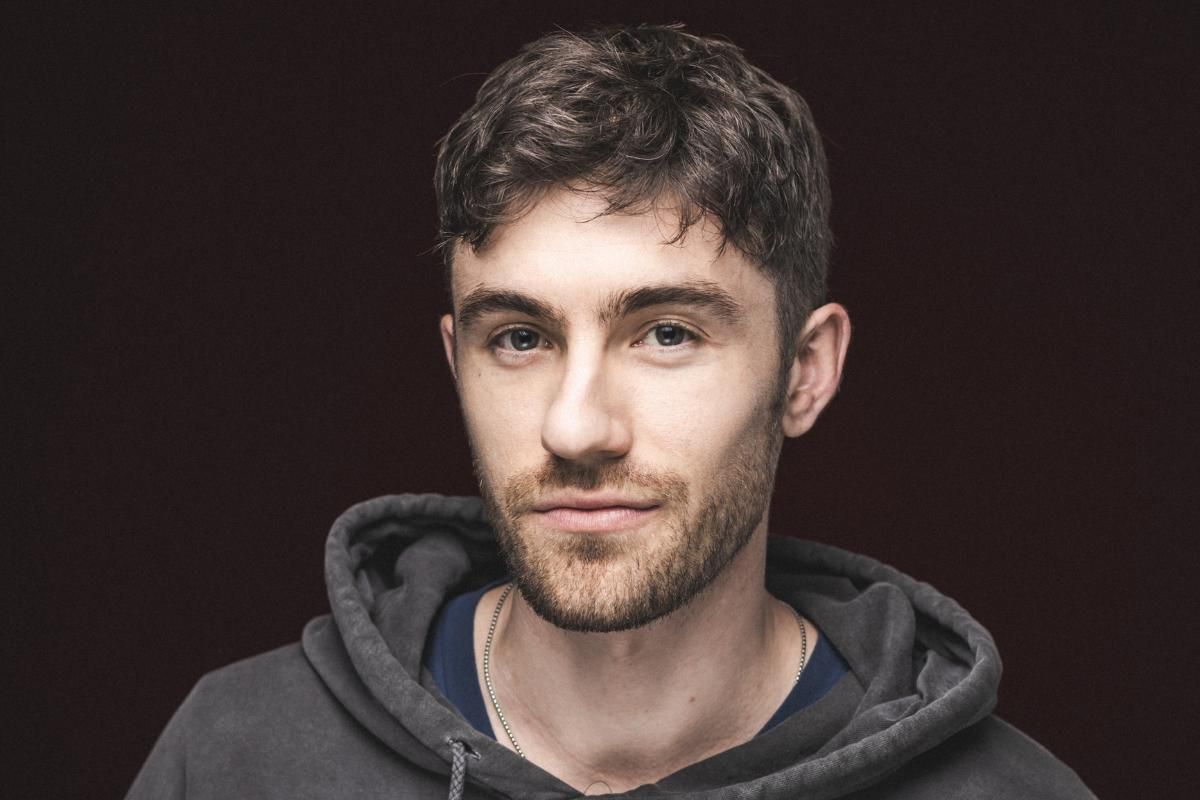 Jonathan van Halem with Roar Comedy