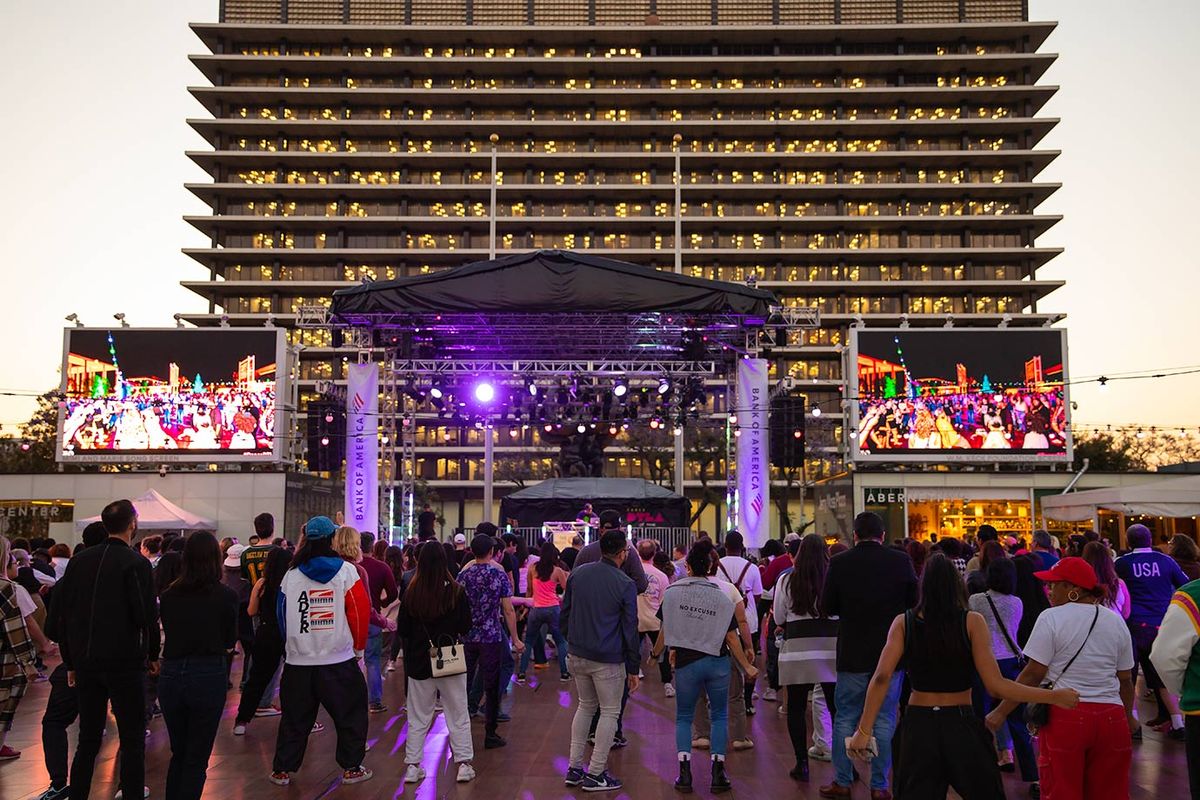 Parking GUAC - The Play - Culver City