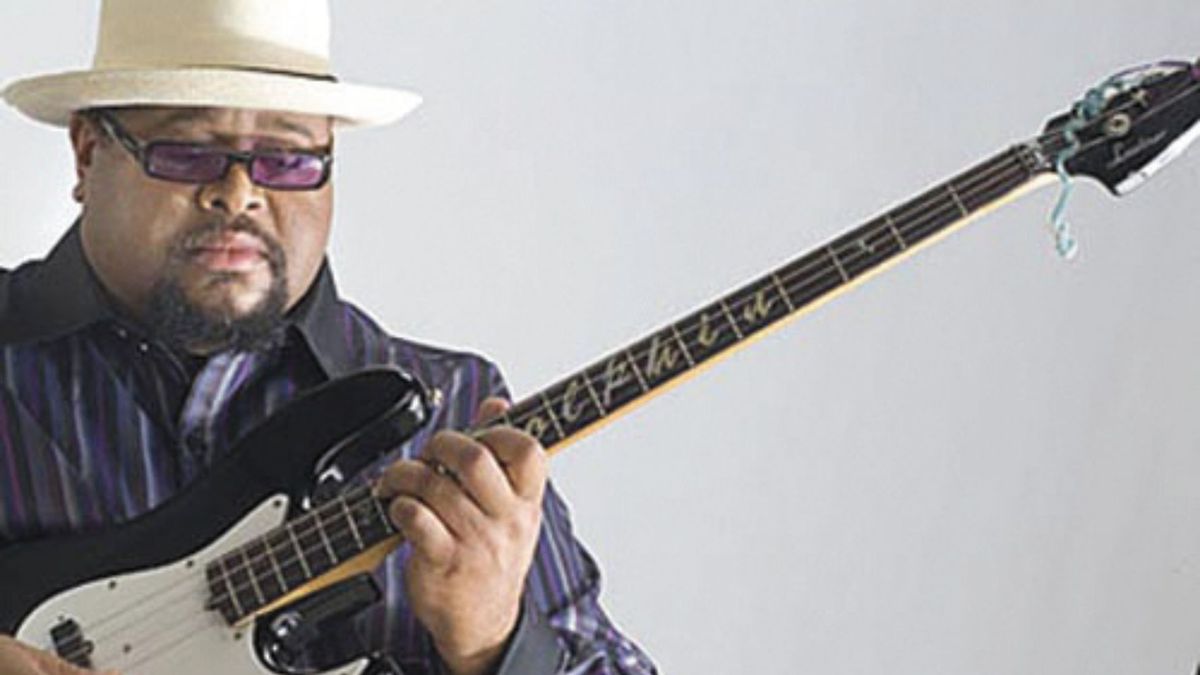 Dwayne Dolphin at Uptown Knauer Performing Arts Center