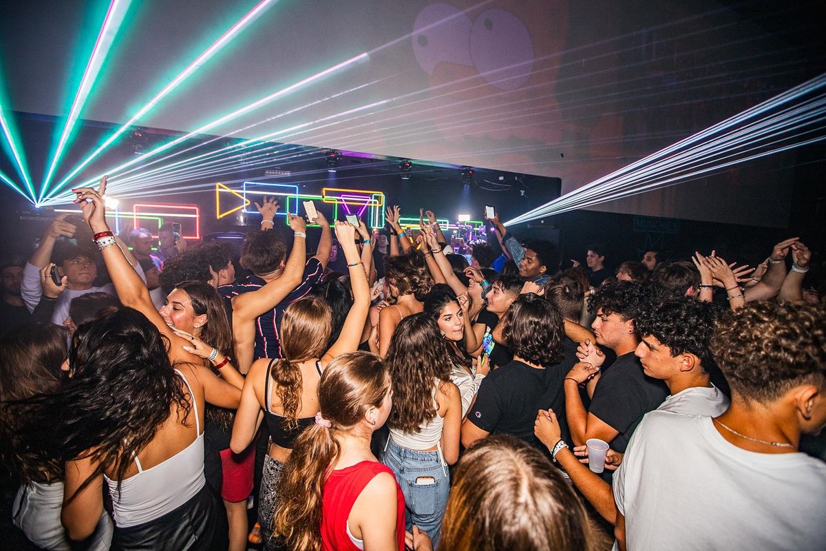 Fiesta De Sole x Emerge Miami "Fuck Ya It's Friday" Experience