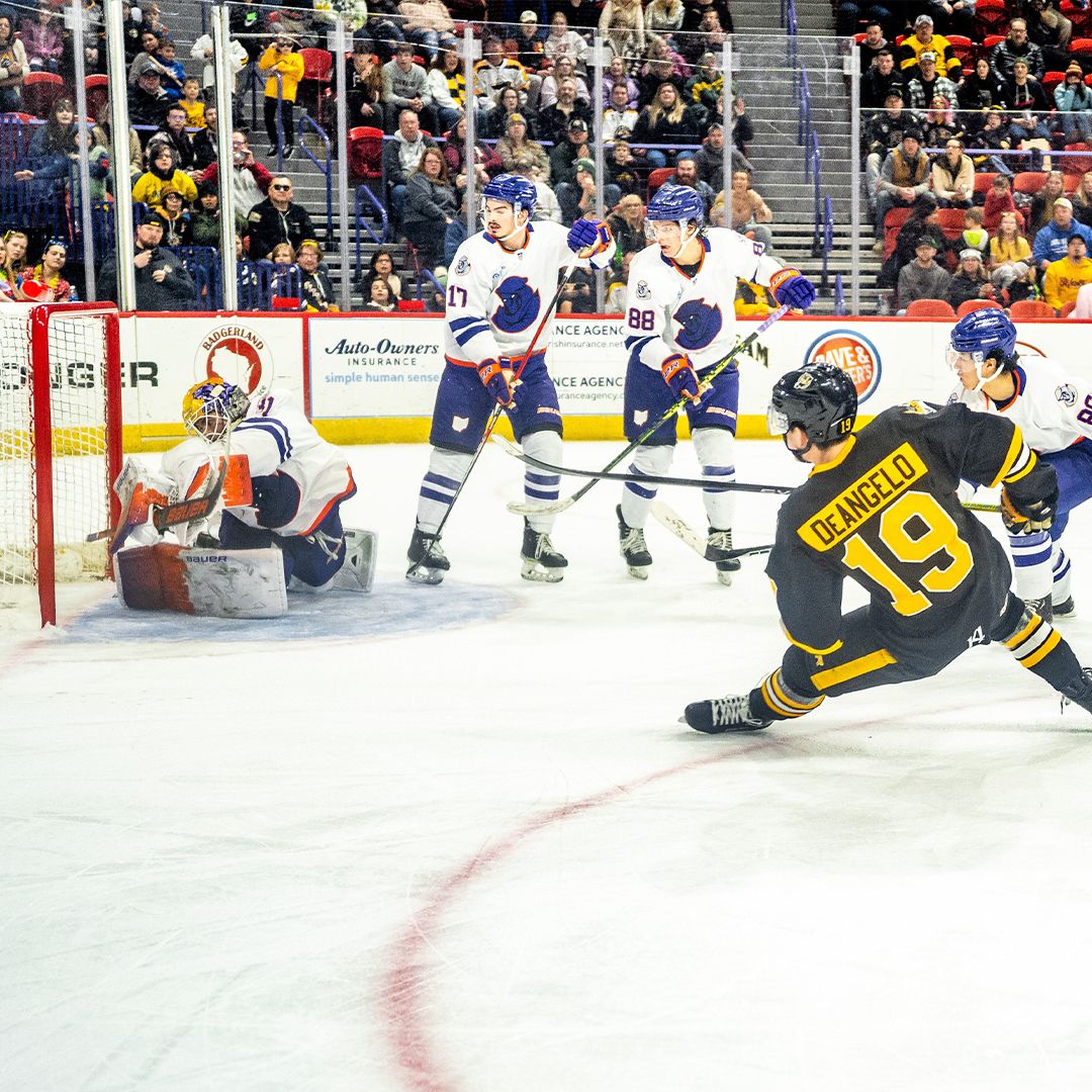 Youngstown Phantoms vs. Green Bay Gamblers