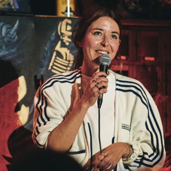 Le Loup Comedy R\u00e9publique : Un show de stand-up hilarant !