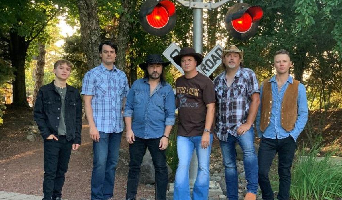 Simple Men and Southern Nights at Macomb Center