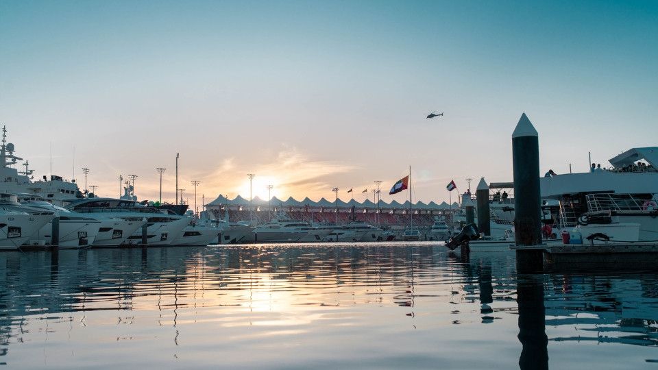 F1 Abu Dhabi Luxury Yacht Package & After-race Concerts