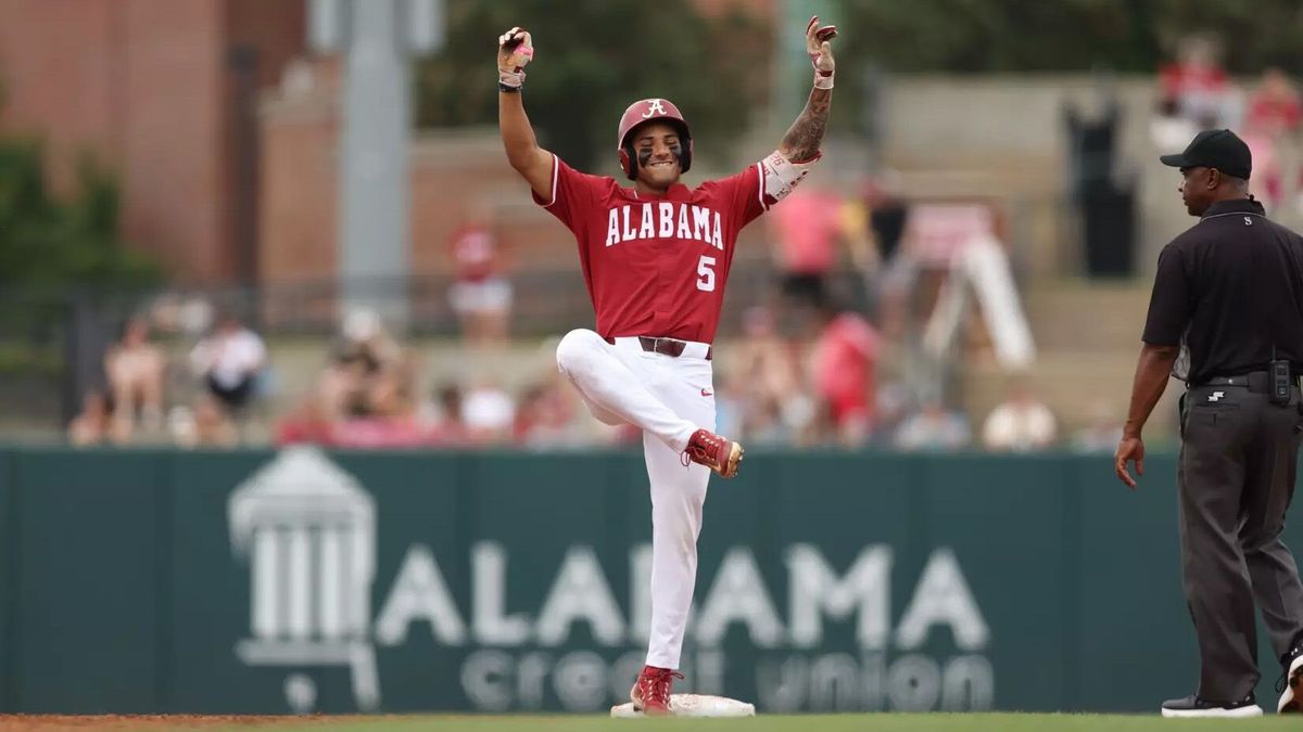 Missouri Tigers at Alabama Crimson Tide Womens Volleyball