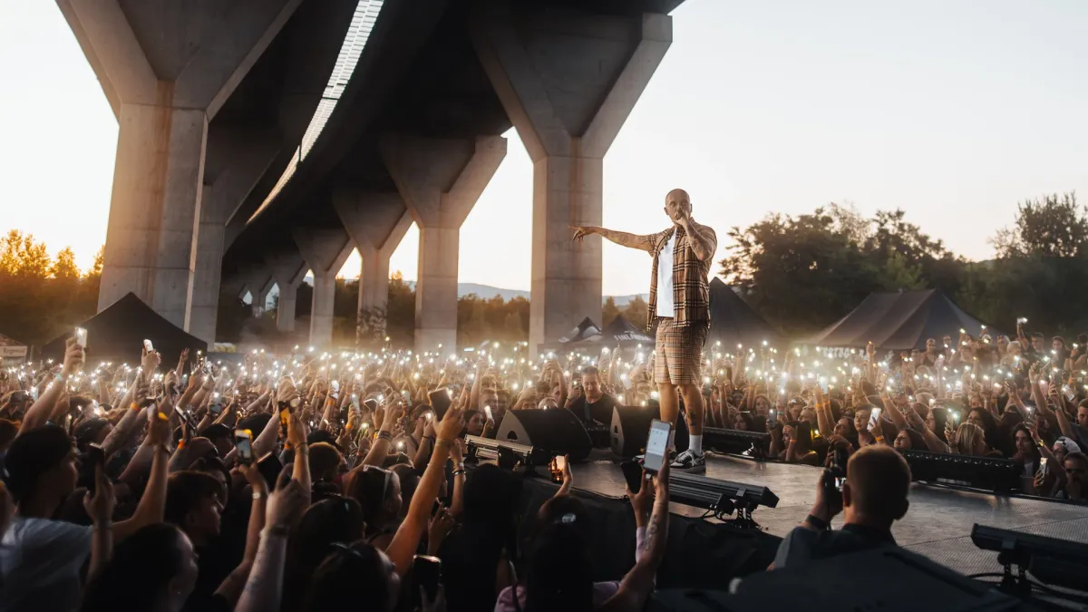 Robin Zoot, Blako, Sergei Barracuda in Pardubice