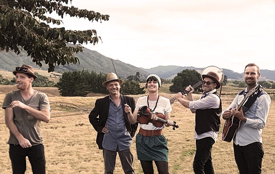 The Benthorseshoe presents Winsome lost at The Hokowhitu Bowling club