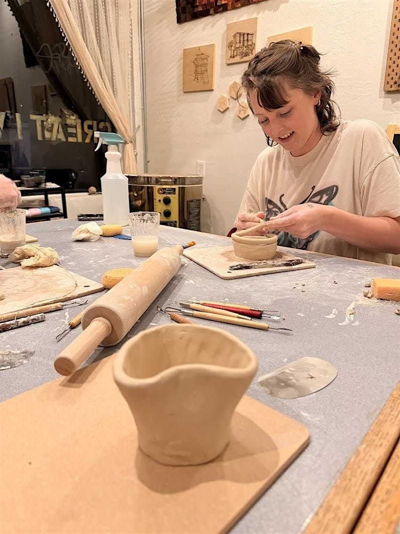 Wheel Pottery, Beginner -(4 weeks)