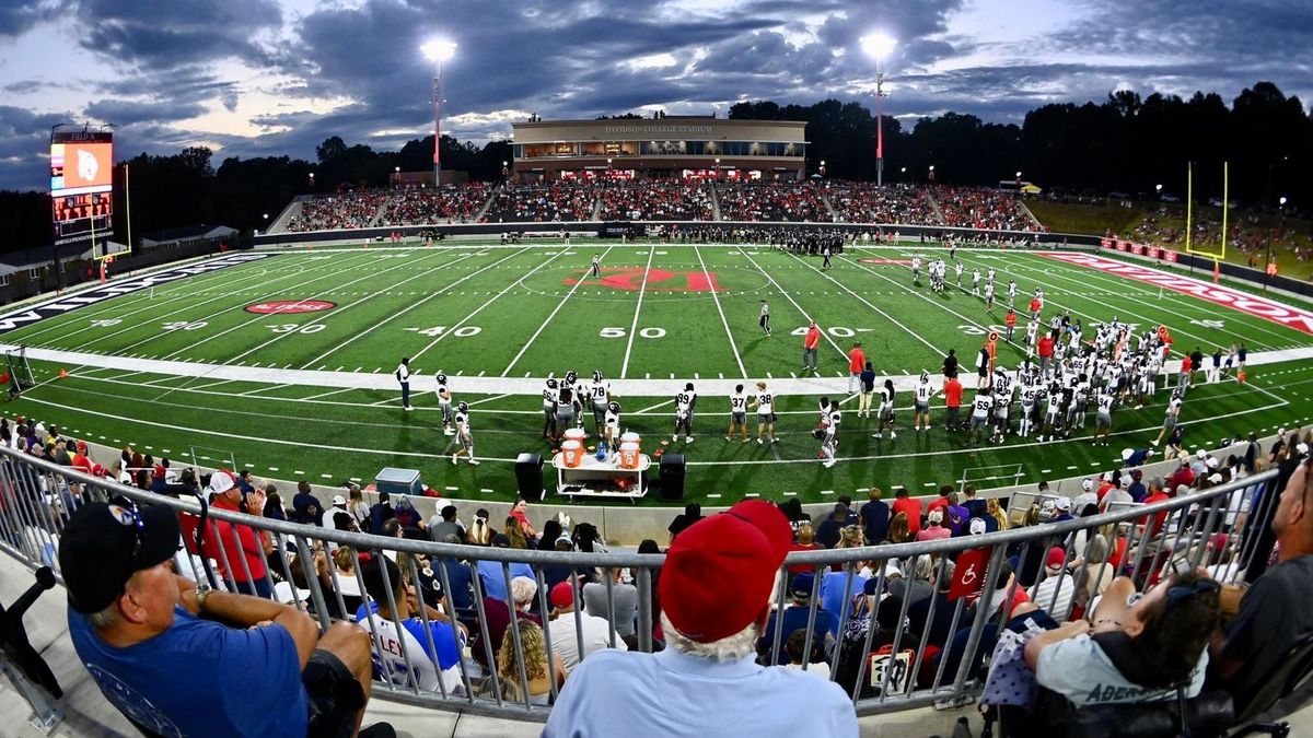 Davidson College Wildcats at Drake Bulldogs Football