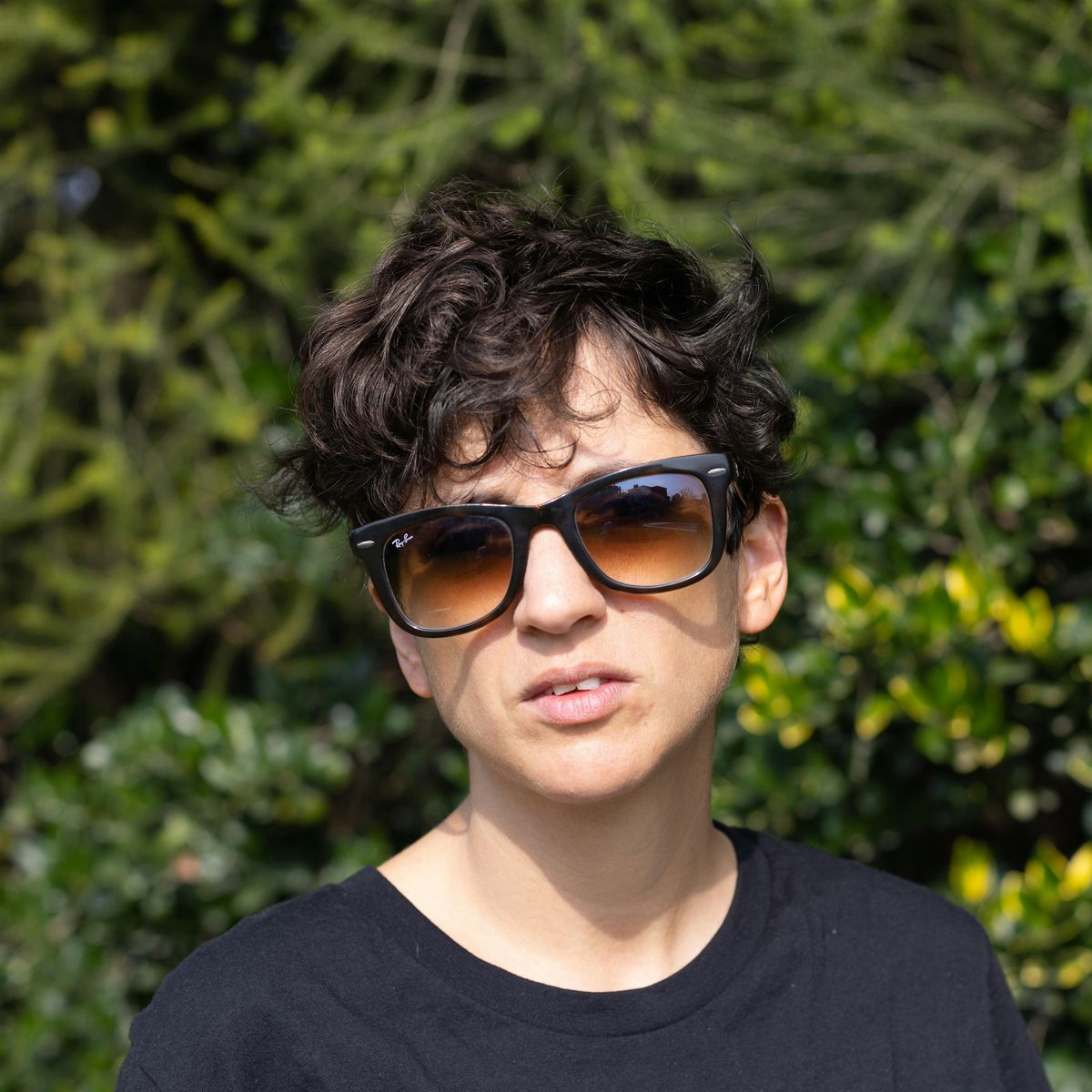 M\u00ednimo: Ciclo de cantautoras: Barbi Recanati