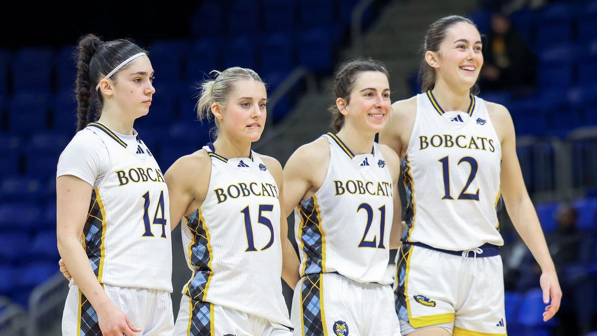 Canisius Golden Griffins at Quinnipiac Bobcats Womens Basketball