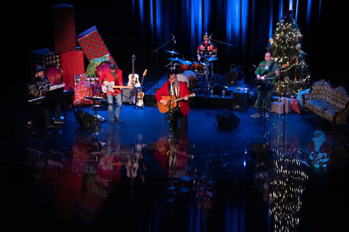 Mike McGill's 13th Annual Christmas Spectacular Presented by WDVX at Bijou Theatre - Knoxville