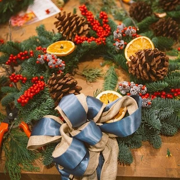 Classic Holiday Wreath - Flower Arranging Workshop