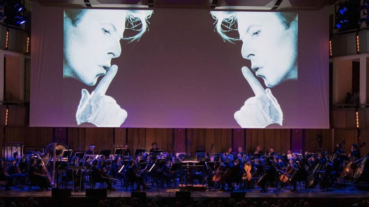 Bowie Station - Music of David Bowie at Daryls House Club