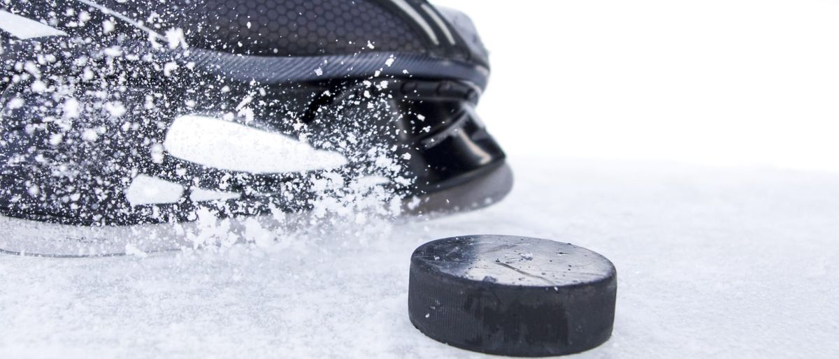Alaska-Anchorage Seawolves at Denver Pioneers Mens Hockey at Magness Arena