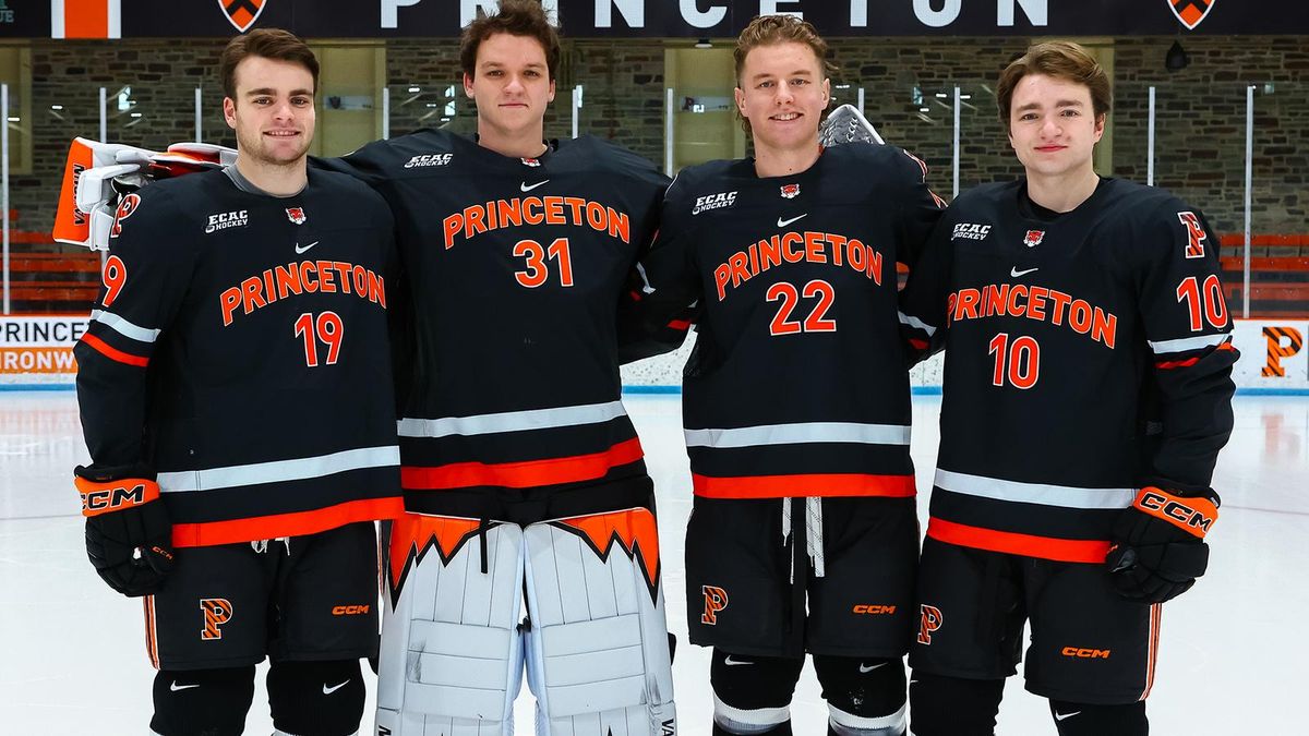 Parking Yale Bulldogs at Princeton Tigers Mens Hockey