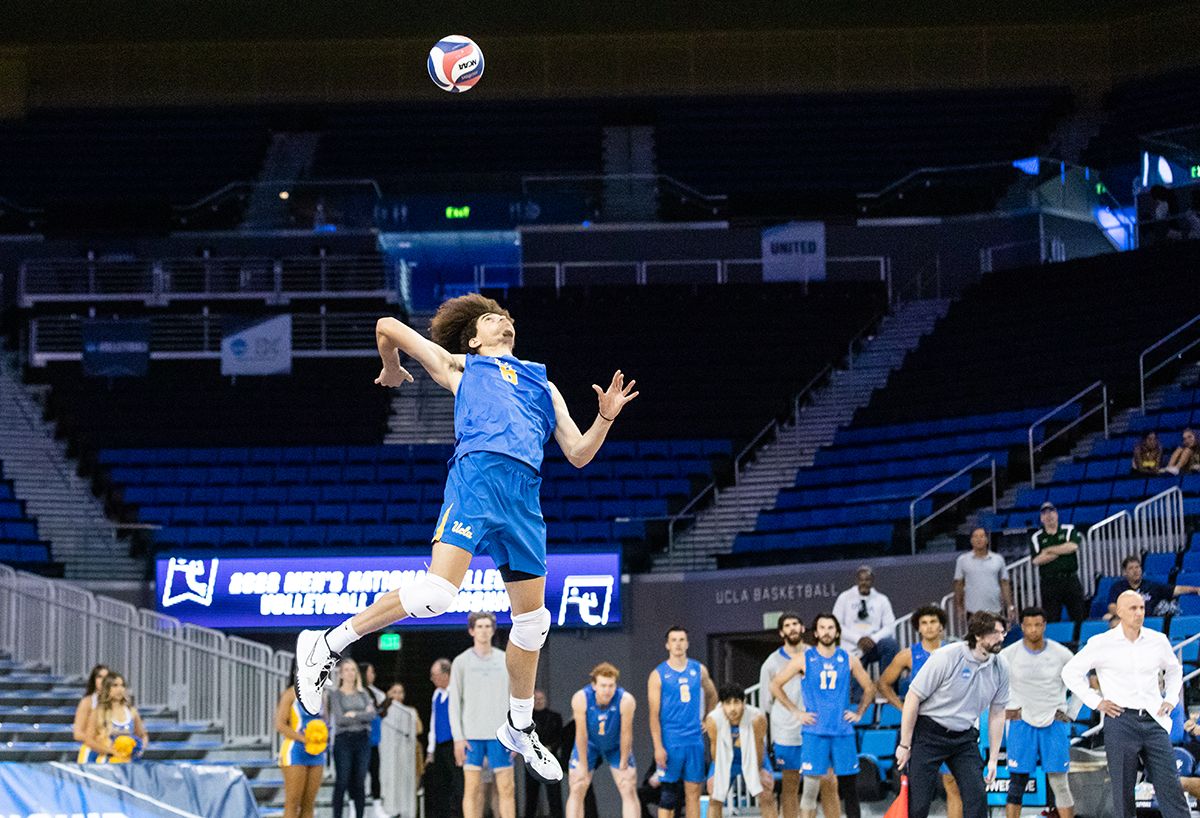 Pepperdine at Long Beach State Beach Mens Basketball at Walter Pyramid