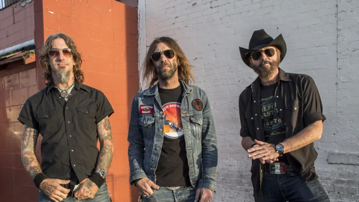 Supersuckers, Scott H. Biram in New Philadelphia