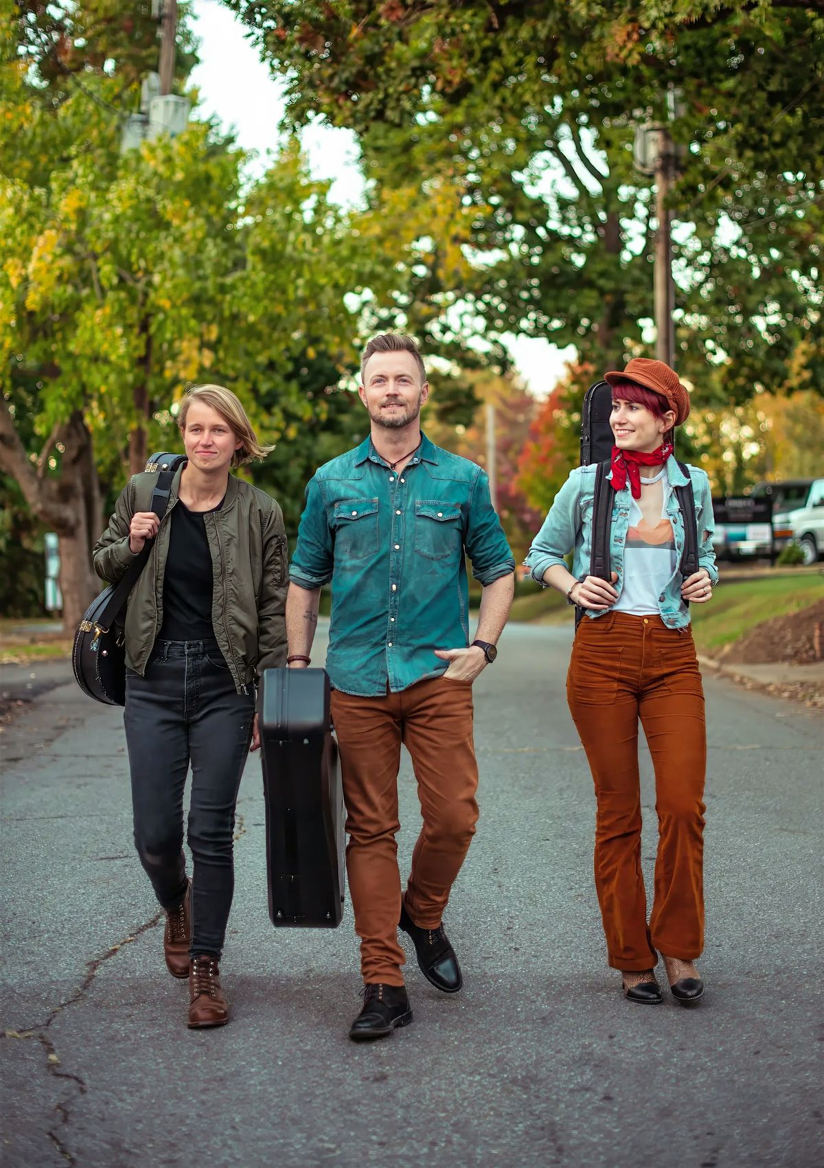 HOUSE OF HAMILL SUNDAYS ON THE RIVER IN OLIVETTE