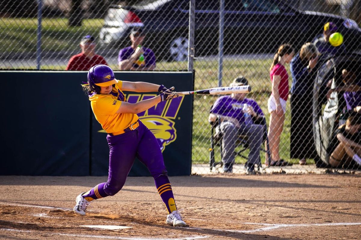Parking Northern Iowa Panthers at Drake Bulldogs Womens Basketball