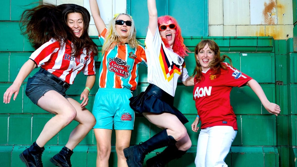 Loose Articles | Christmas Do