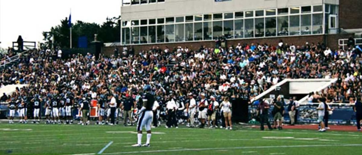 Villanova Wildcats at Louisville Cardinals Football at L&N Federal Credit Union Stadium