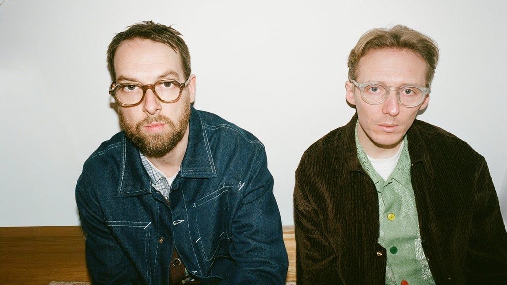 Honne w\/ Beka