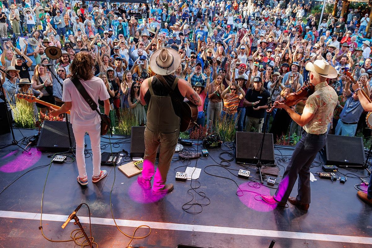 Sister's Folk Festival - Sunday
